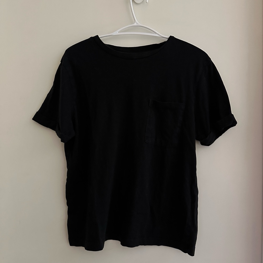Oak + Fort Black tee
